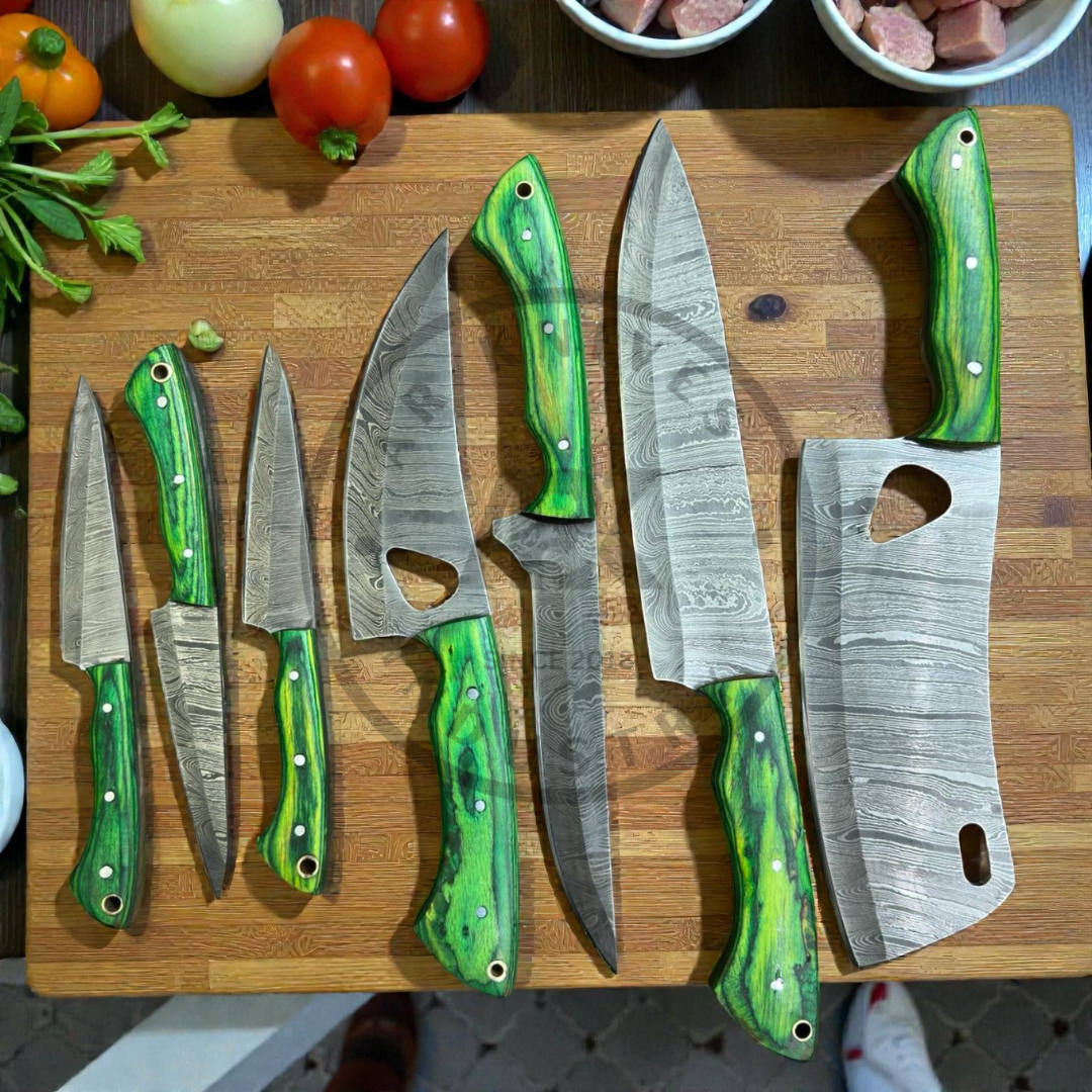 Premium Damascus Steel Kitchen Knife Set (7-Piece) – Hand-Forged Chef Knives Green & Black Wood Handles