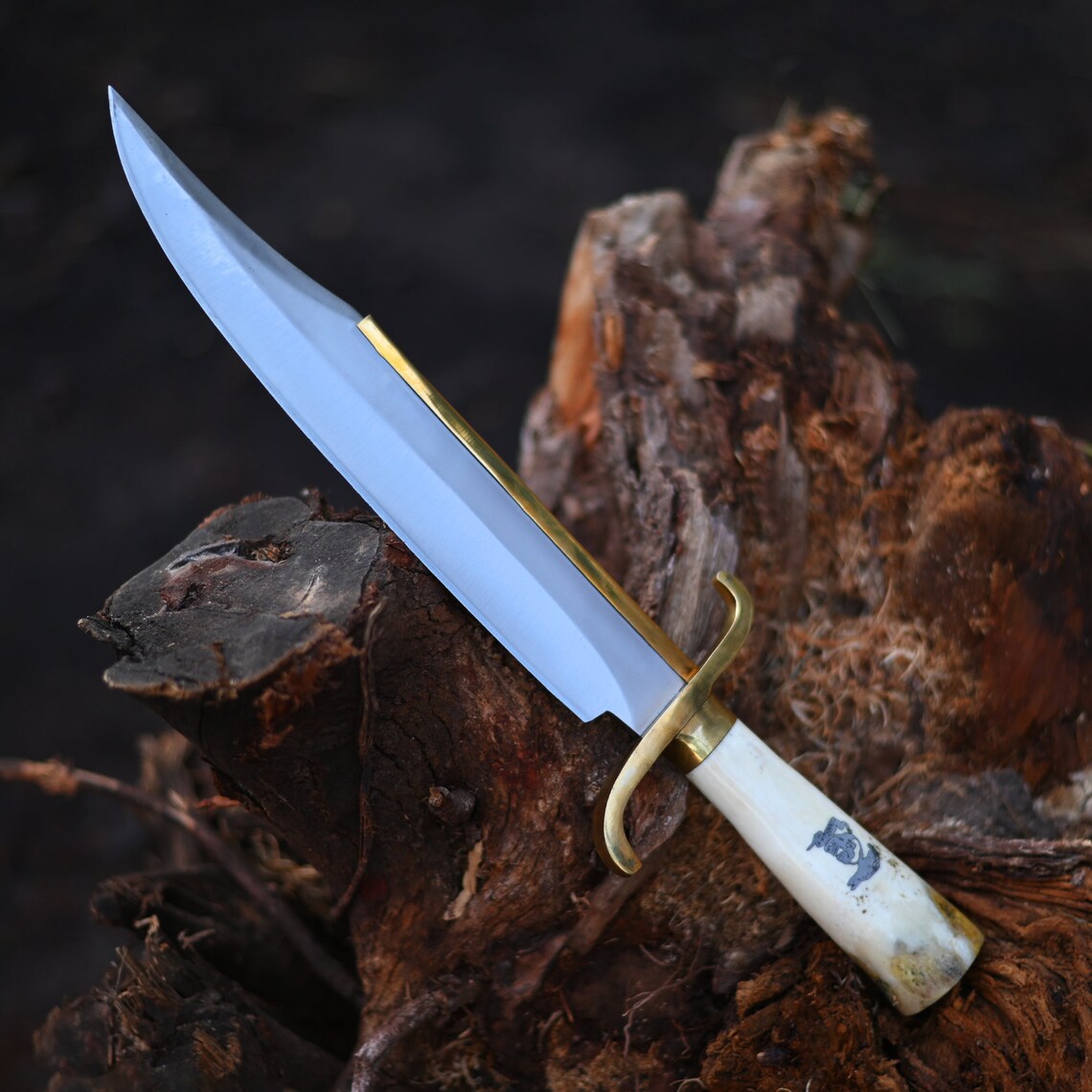 Custom 15" Brass-Spine Bowie Knife – Polished Bone Handle outdoor use Masterpiece