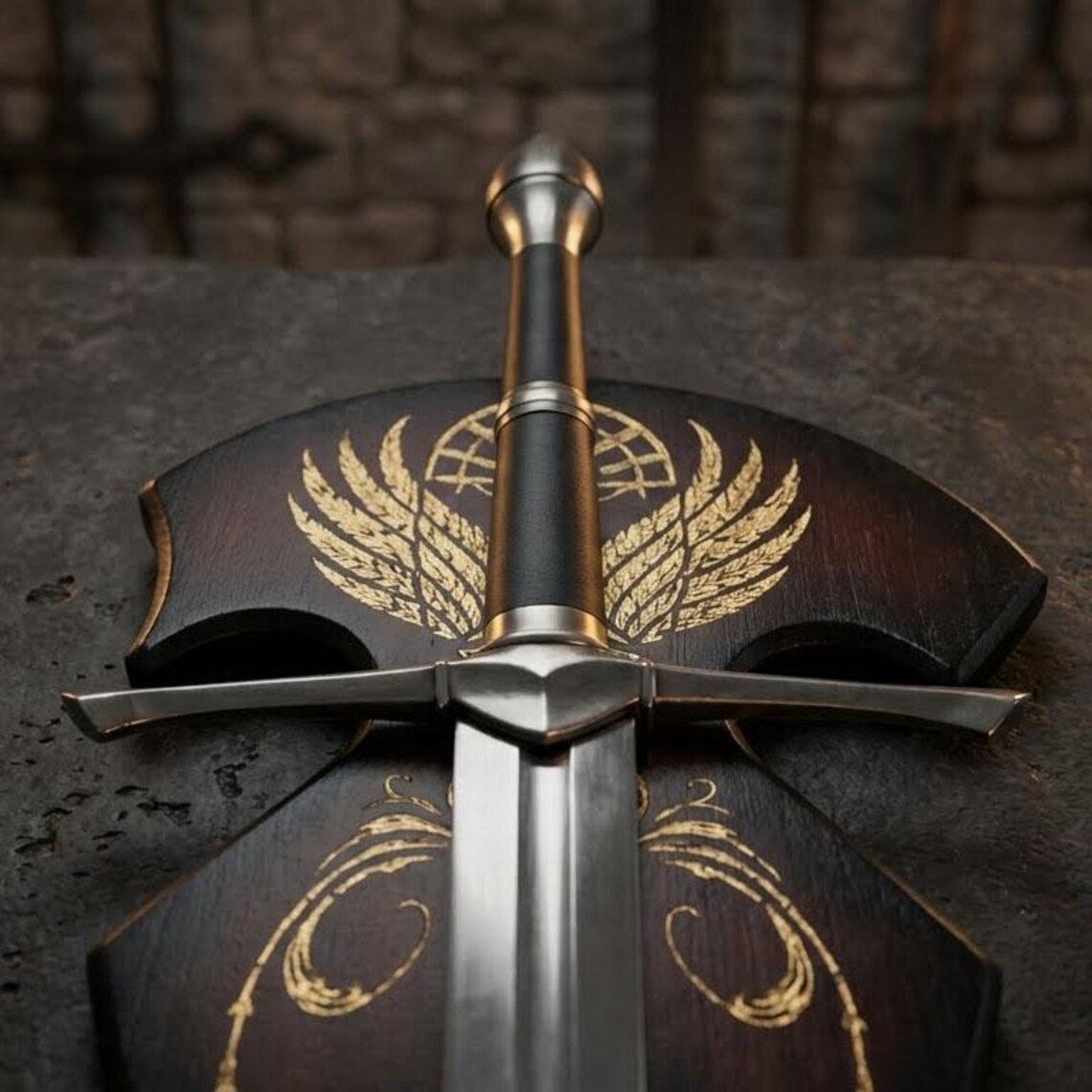 Andúril – Flame of the West Sword Replica Aragorn King Medieval Fantasy Sword medieval decor